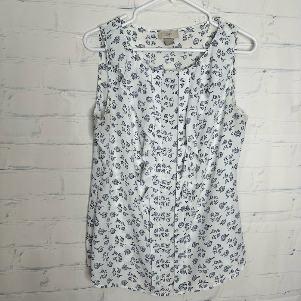 Loft medium‎ top